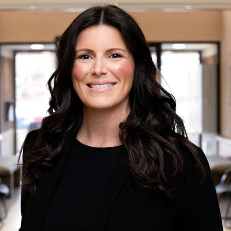 Dr. Lauren Law, FAAD, FAOCD